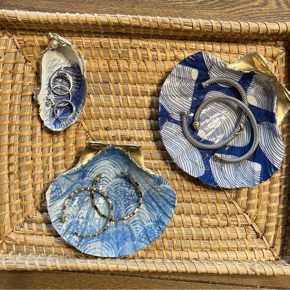 Decoupaged shells - Picture 2 of 2